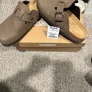 Women's Tan Mules